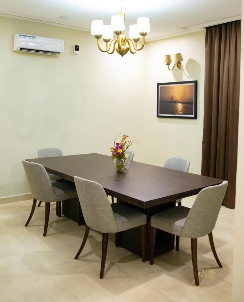 Metro Apartments Лагос Екстериор снимка
